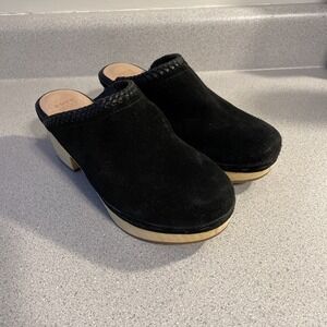 FRYE & CO Odessa Braid Platform Mules/Clogs Black Suede With Wooden Heel